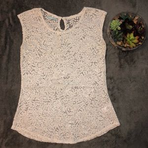 Beautiful Maurice’s lace sleeveless stop size L